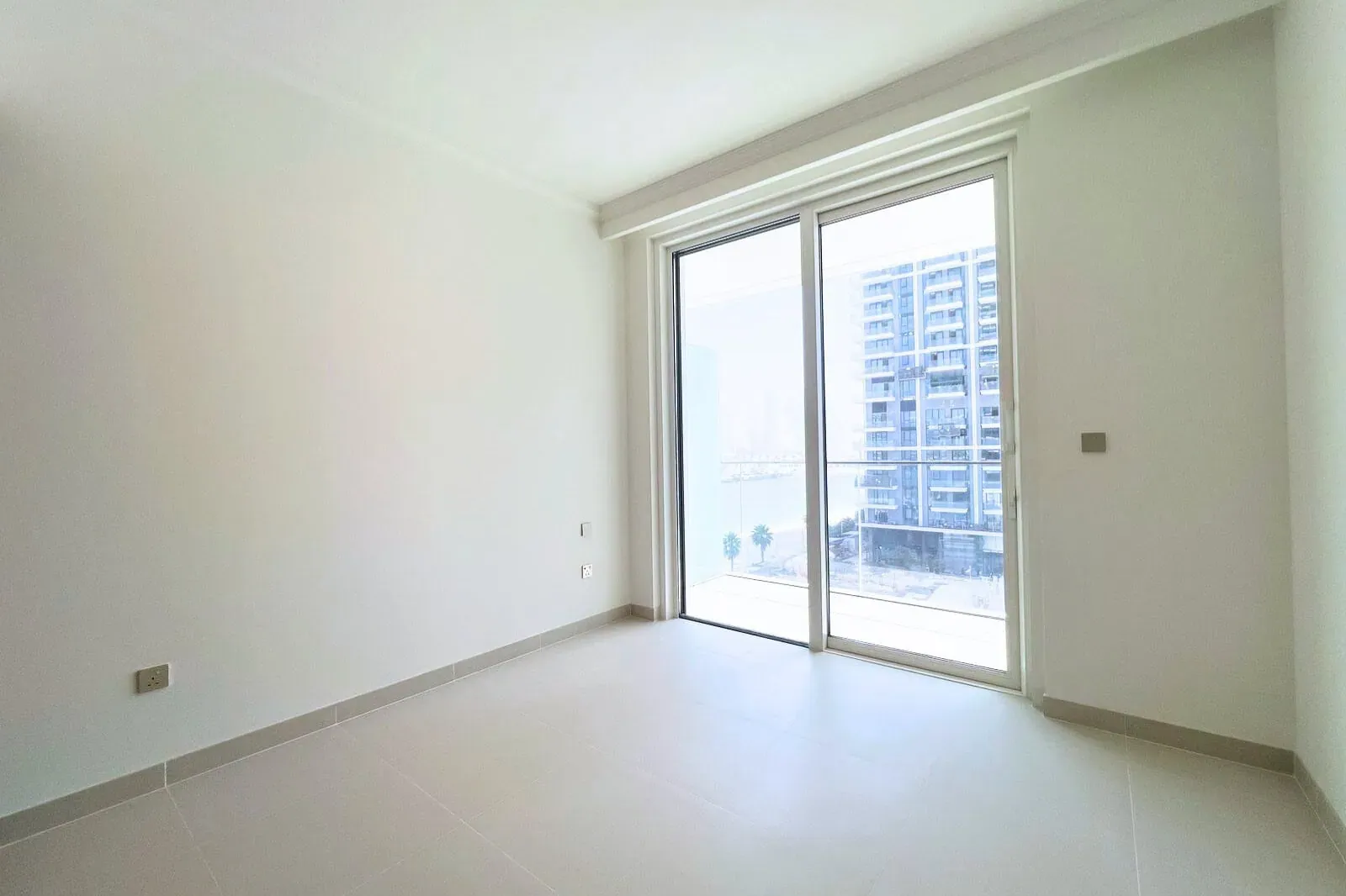 imgi_8_Palace-beach-residences-10